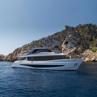 Princess Yachts X90